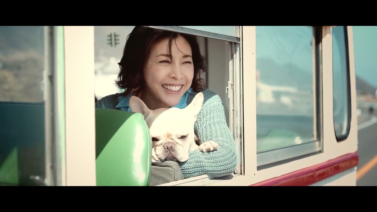 EOS Kiss M「Kiss is my life.」篇(30秒)竹内結子・クルミちゃん