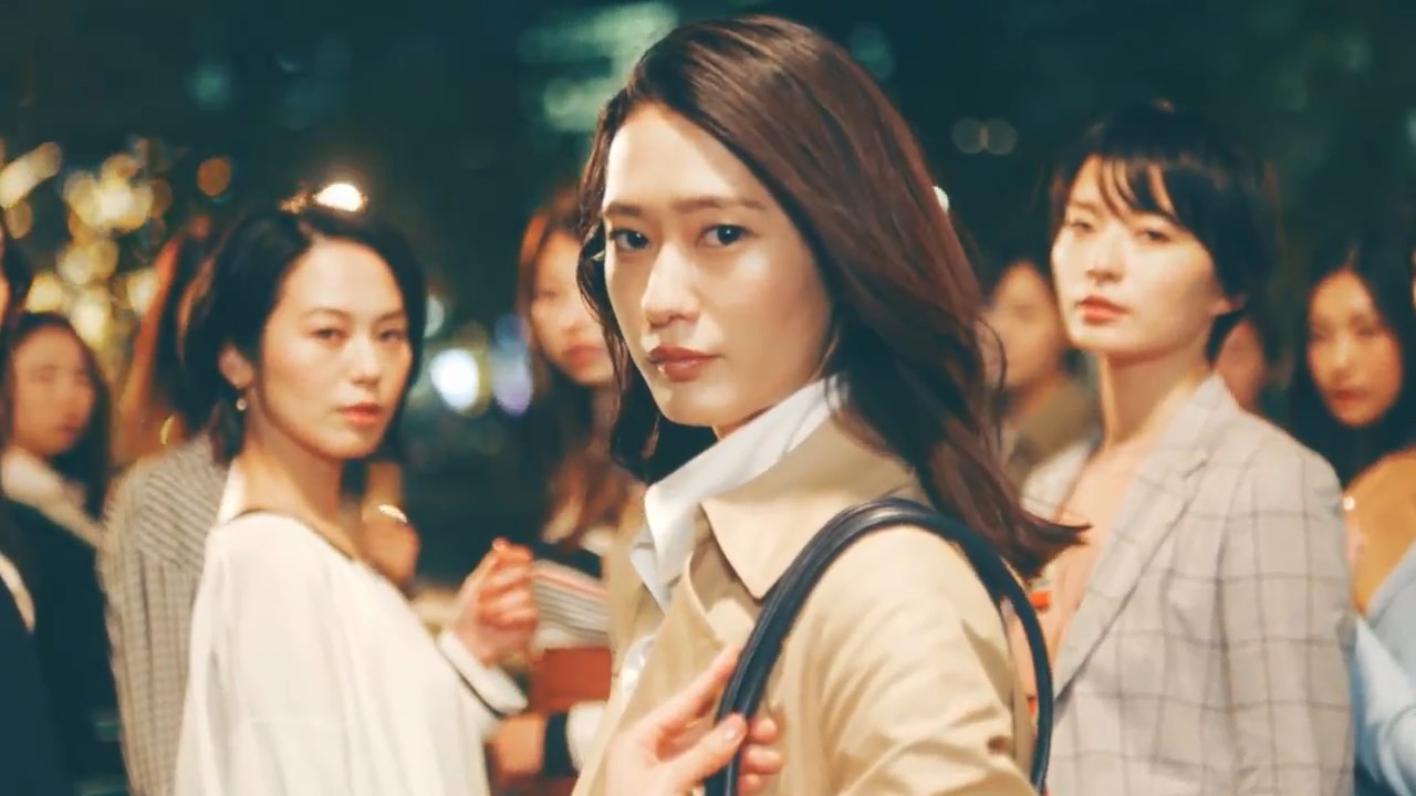 谷口蘭 CM ドクター・ショール パーティーフィート 女たち篇