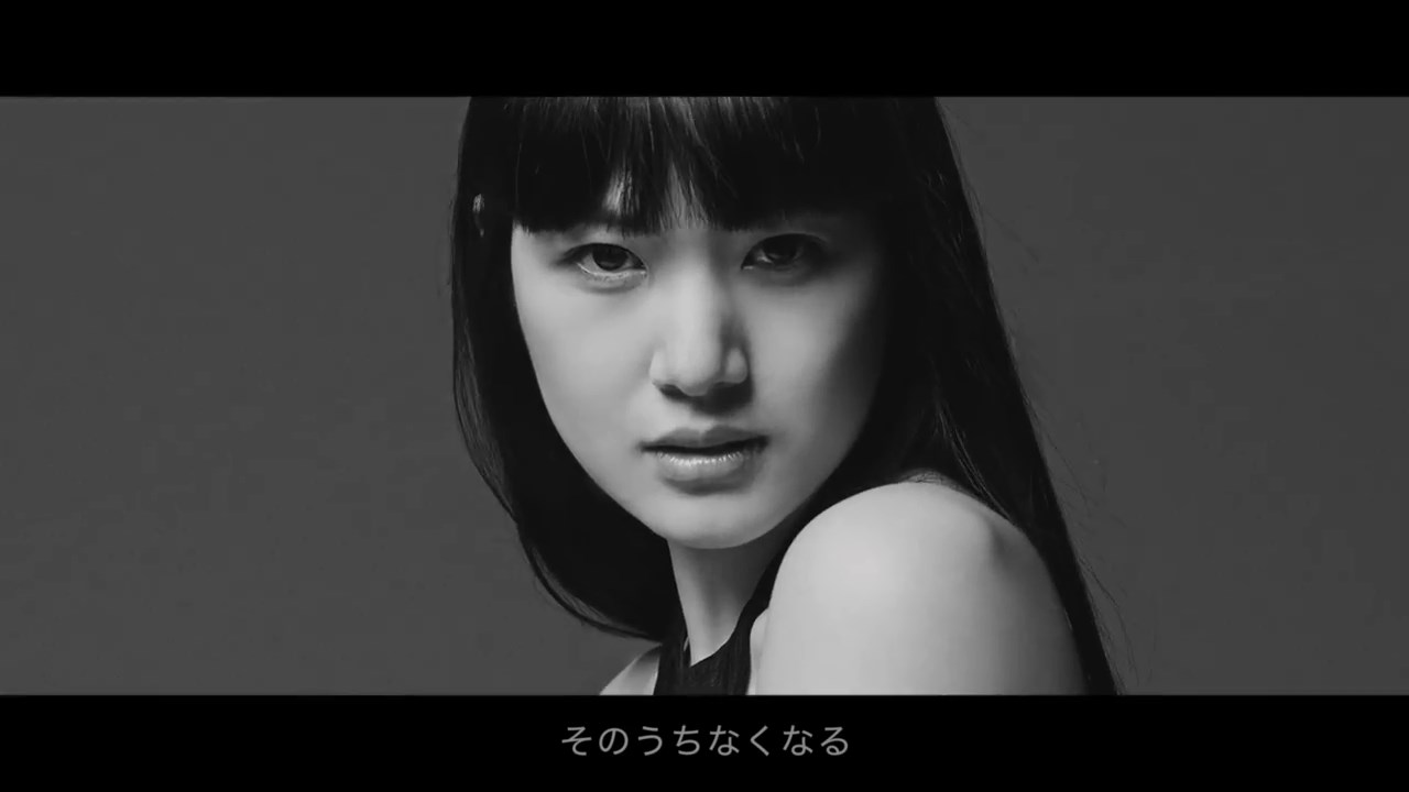 新井貴子 エクリア ブランドCM 「しなやかなヒト」篇