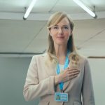 シャーロット・ケイト・フォックス CM 「クラレの真ん中」篇