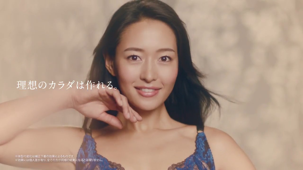 石黒エレナ MARUKO マルコ CM 「メイクはするのにボディメイクはしないの?」篇