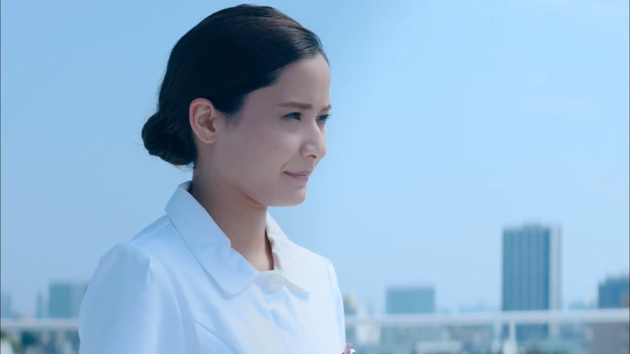 比嘉 梨乃 看護のお仕事 TVCM「すすめ看護師 転職前にわかる篇」