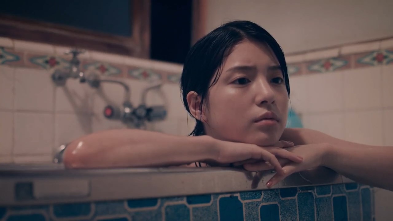 川島海荷 リンレイ ショートフィルム『箒』