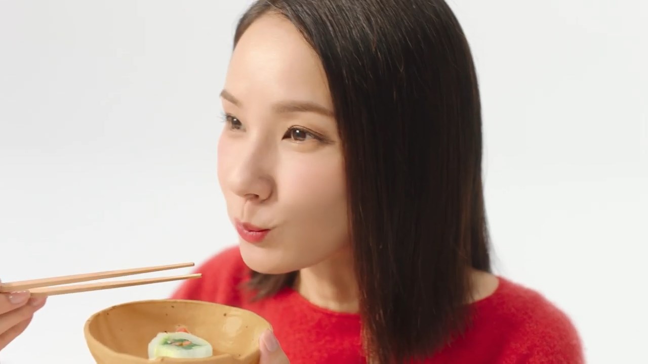 エスビー食品 年末香辛料「今年もあとわずか(鍋)」篇 吉田羊