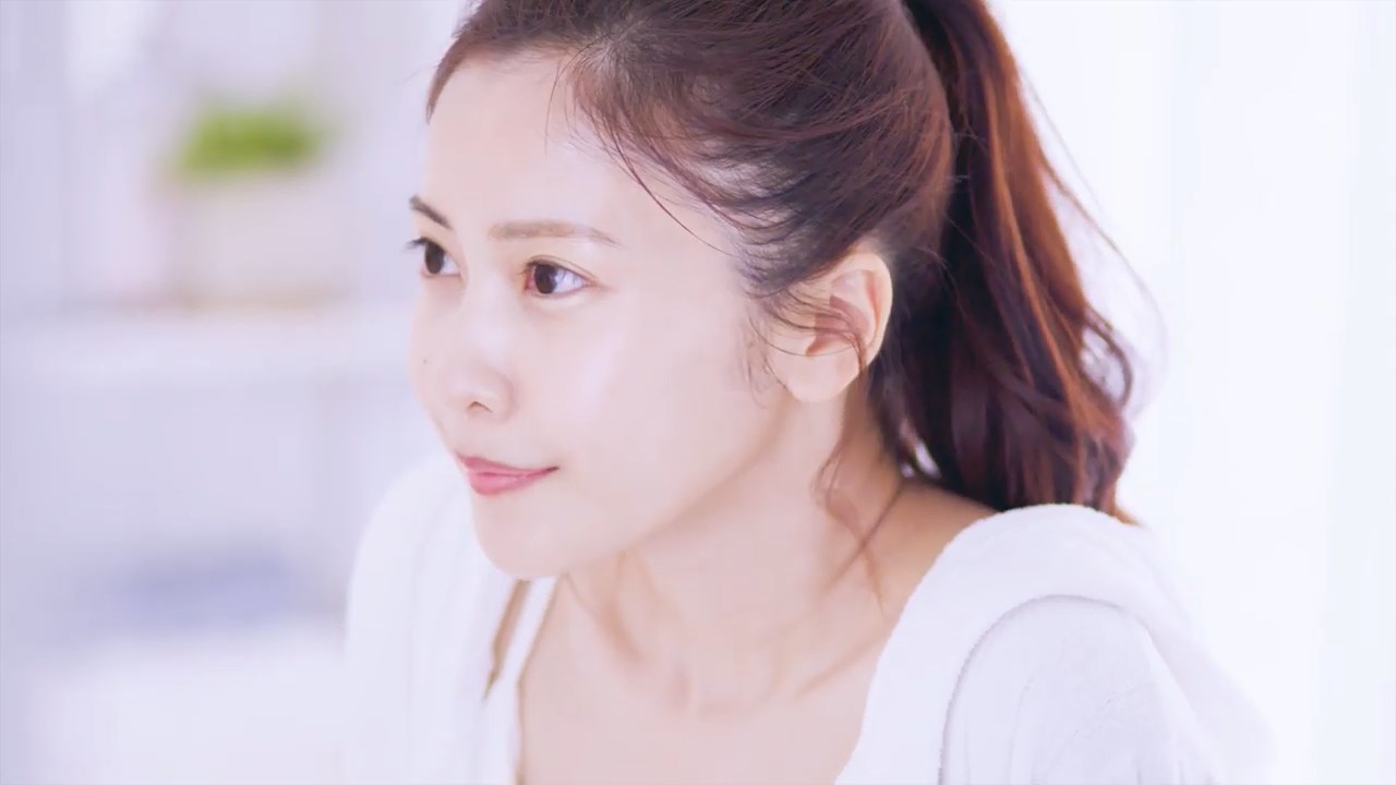佐野ひなこ ペアアクネクリームW CM 「私は大人ニキビに負けたくない」編