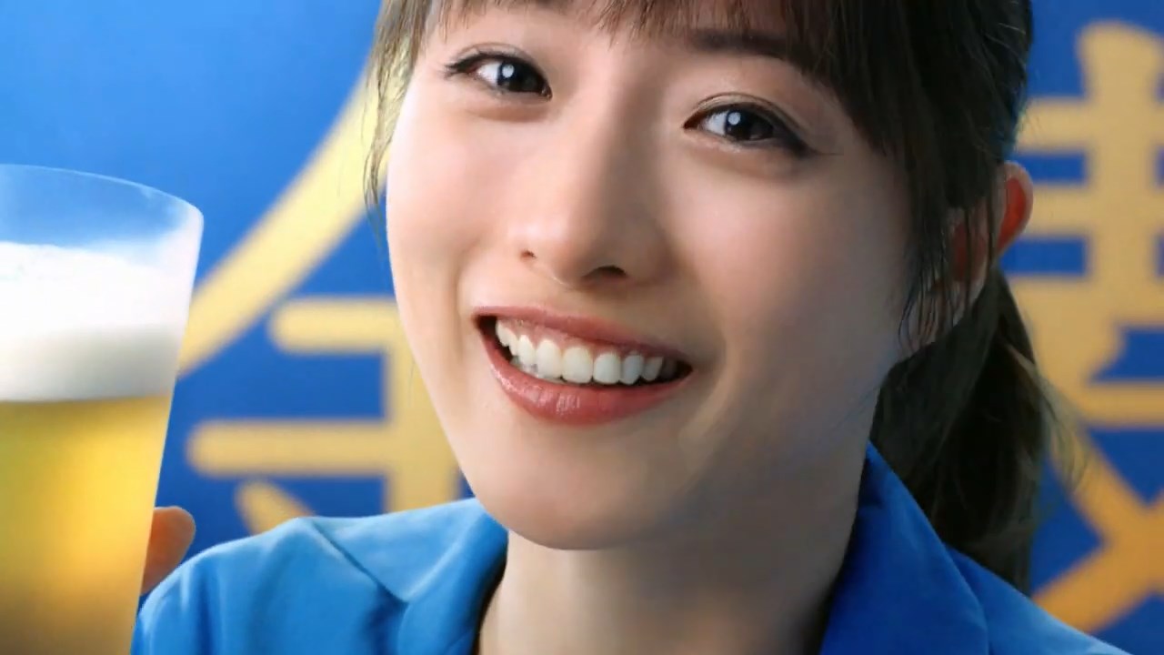 金麦 cm 女性 金麦＜糖質75％オフ＞CMに出ているのは誰？あんな場所でお酒が飲みたい！｜CMまとめました