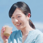 吉村美樹 「ブレンディ」スティック 冷たい牛乳で飲む クリーミーカフェオレ『冷やしブレンディ』篇