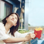 マックフライポテト 「笑顔のそばには」 篇 一双麻希
