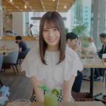 小坂菜緒 ソニー損保の自動車保険CM「ドライブデートの約束（新規ネット申込み）」篇