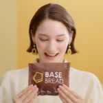 山神アリシア BASE FOOD TV CM「ベースフード 毎朝の健康習慣」編