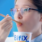 櫻めい BifiXヨーグルト「タンサでカラダ軽やかに」篇