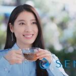 土屋太鳳 SENKA パーフェクトホイップシリーズ「すっぴんツヤリング」篇